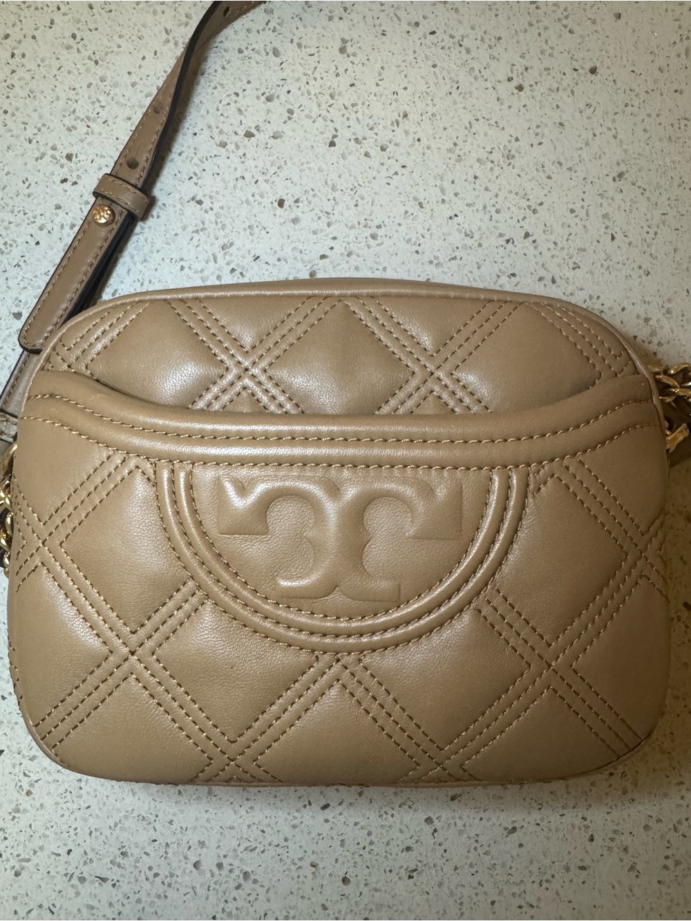 Tory Burch Fleming Soft Camera Bag - Pre-Owned - Picture 4 of 10
